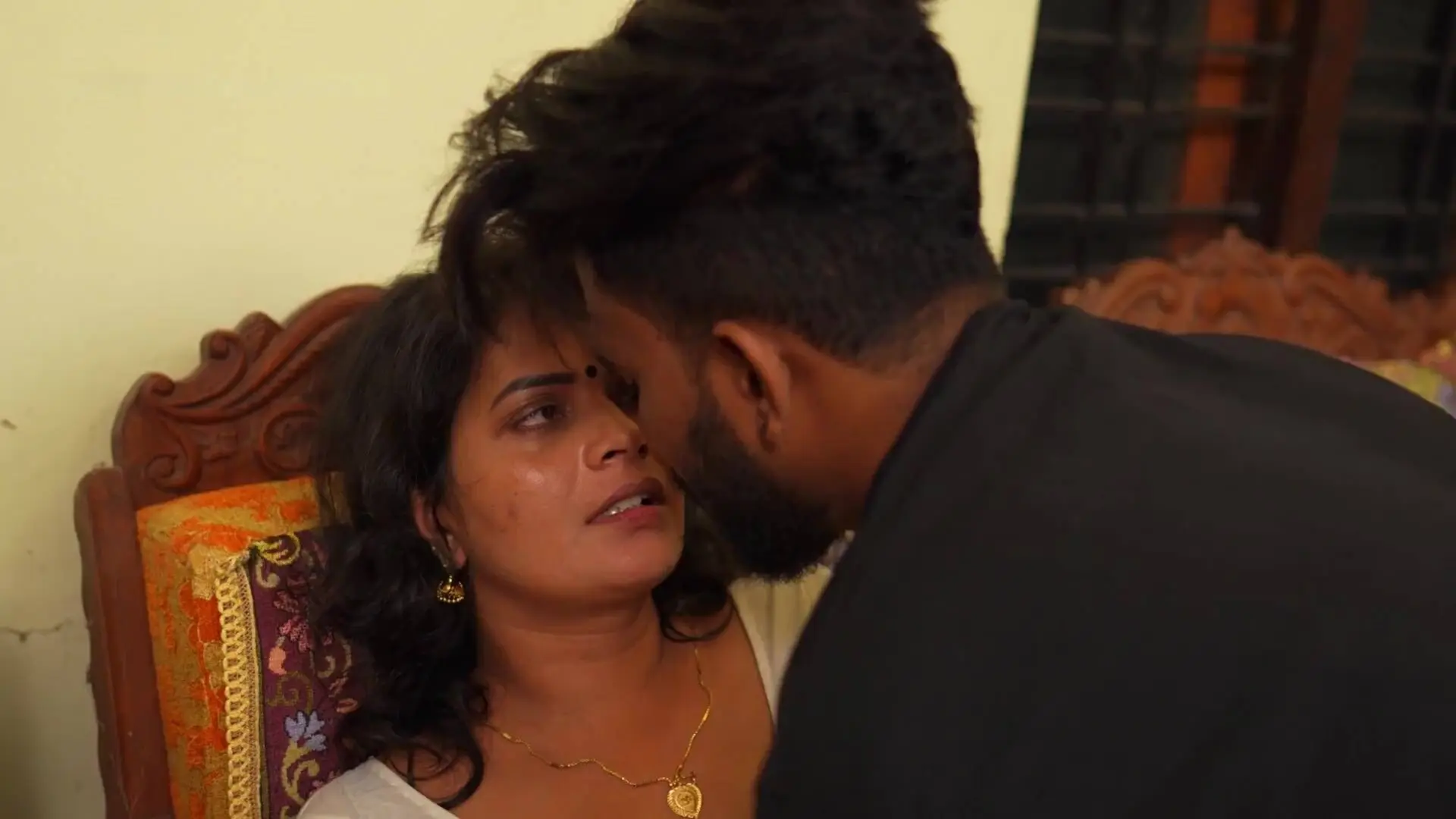 Mallu maid aunty aroused by pervert guy near hubby and fucked