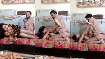 Cheating Karachi sasur secretly fucking cute bahu and records it