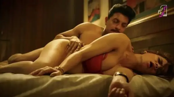 Delhi milf actress Neha Gupta hot sex scene & expressions