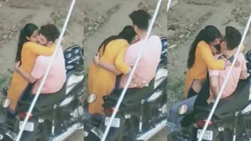 Gutsy Indian girl sucking bf’s dick & fucking outdoor on the street